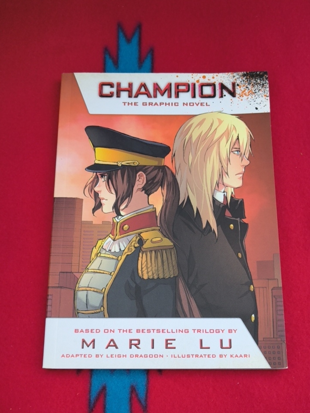 Champion: The Graphic Novel (Legend) by Lu, Marie Paperback / softback Book The